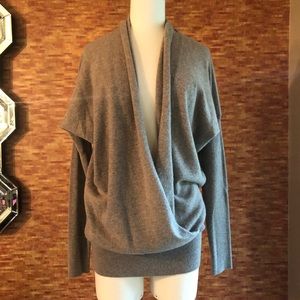 Vince size small cashmere sweater